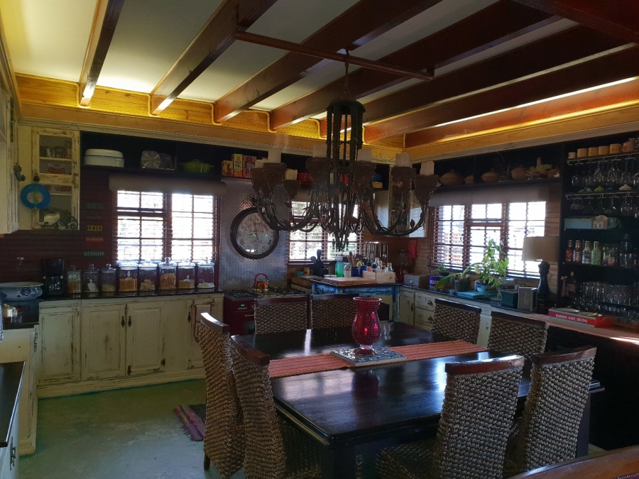 5 Bedroom Property for Sale in La Provance Free State